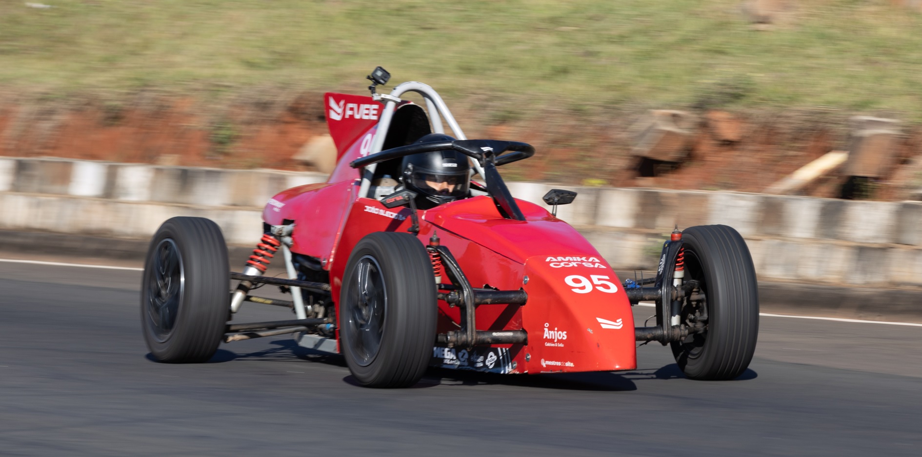 Pilotagem no Monoposto Fórmula Vee